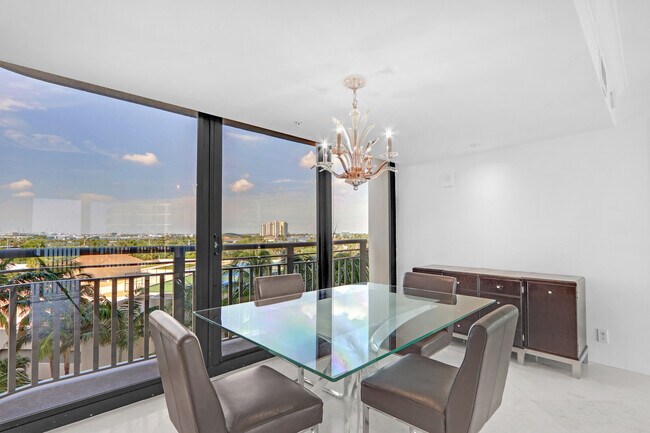 Building Photo - 3000 N Ocean Dr
