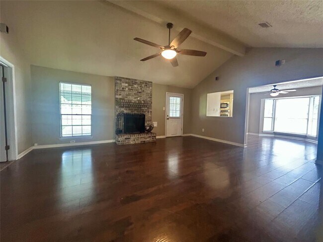 Building Photo - 2711 Laurel Creek Way