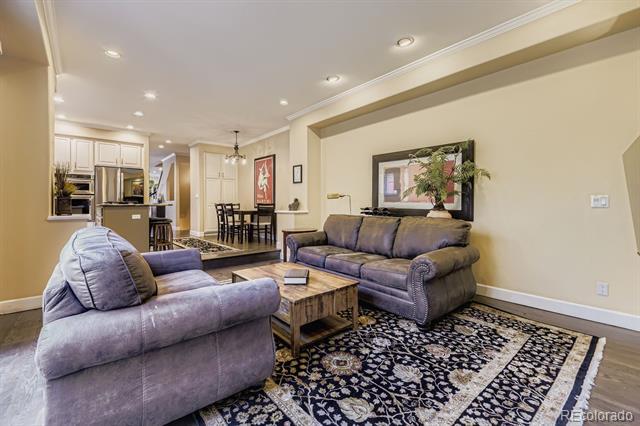 Building Photo - 346 Jackson St