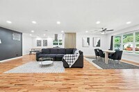 Building Photo - 1009 Walnut St