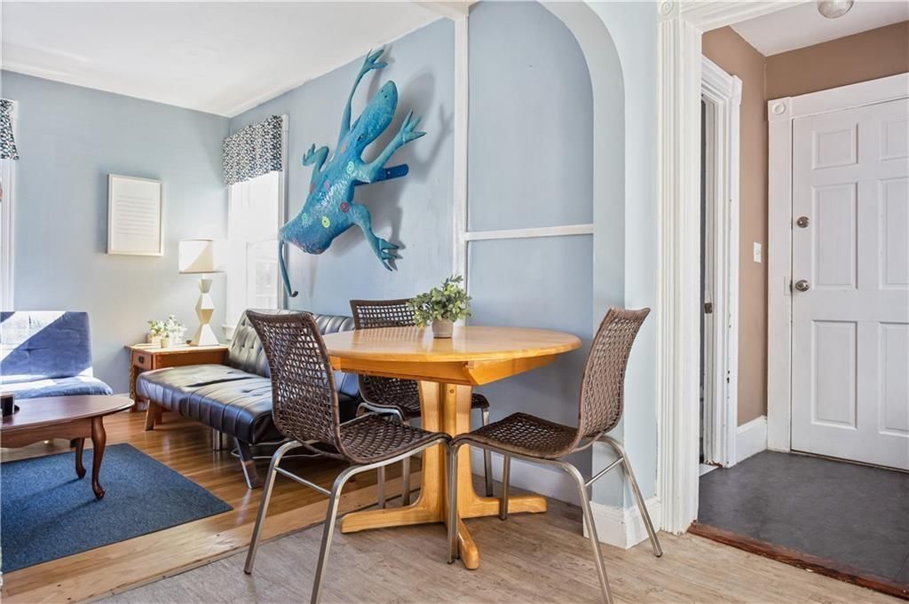 Building Photo - 35 Brewer St