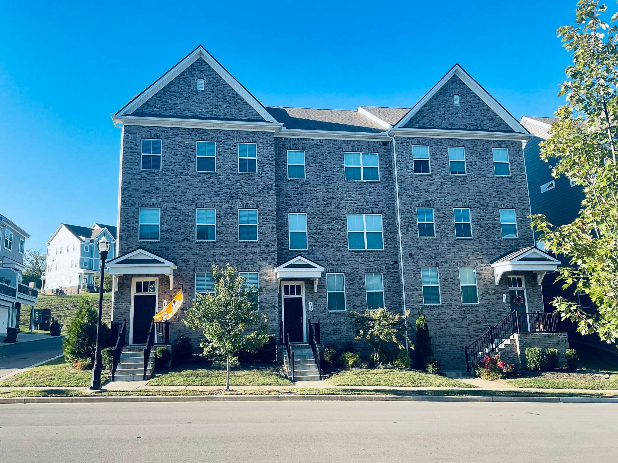 Building View - 3338 Tasker Dr