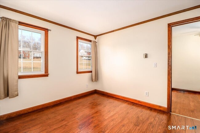 Building Photo - 62 Old Farms Ln