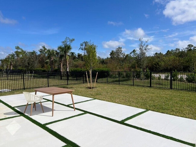 Building Photo - 12121 Monterey Pine Ln