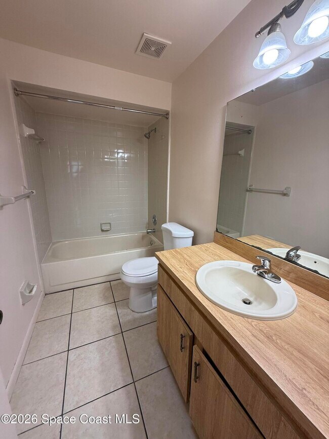 Building Photo - 1514 Clearlake Rd