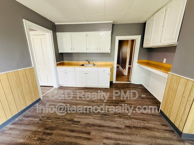 Building Photo - 3853 E 78th St