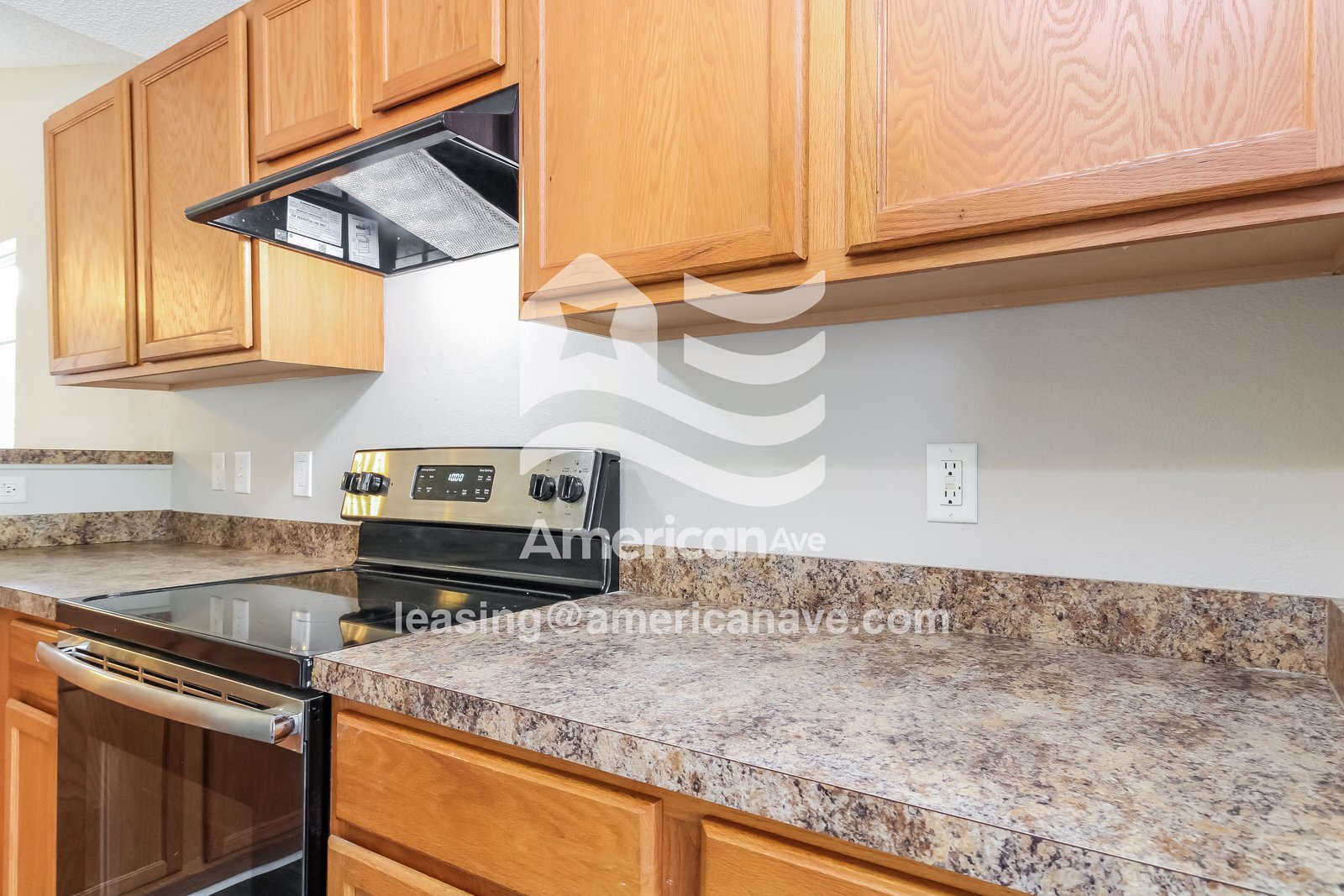 Building Photo - 406 Wincrest Ln