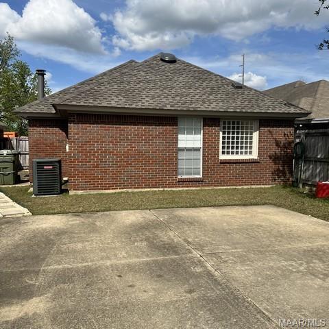 Building Photo - 1124 Stafford Dr