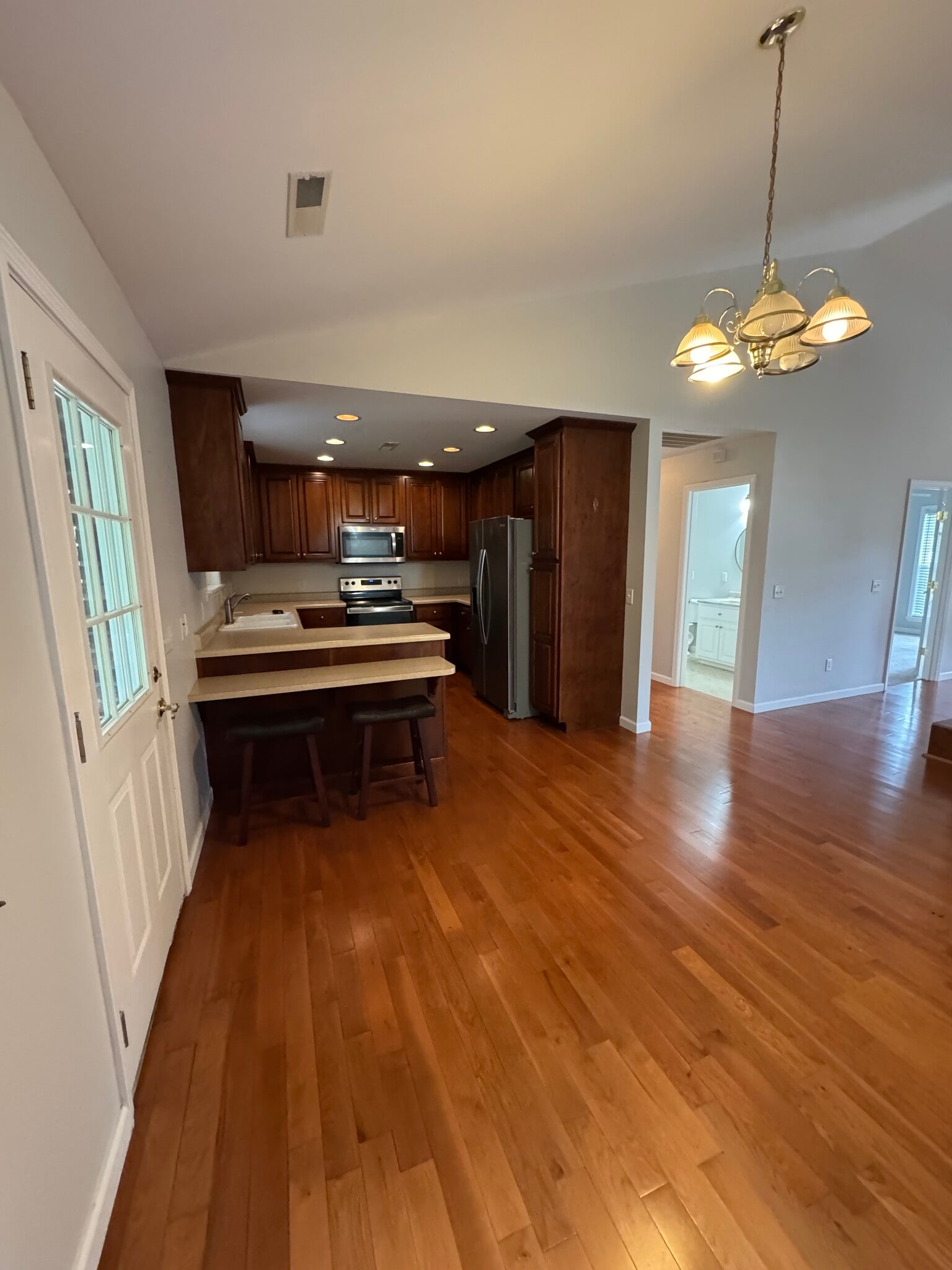 Building Photo - 224 Brookside Dr
