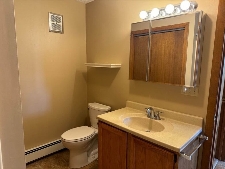 Building Photo - 205 Northern Ave