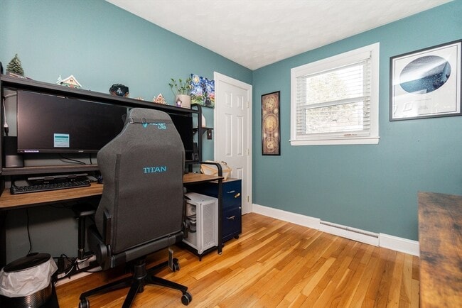 Building Photo - 73 Winfield St