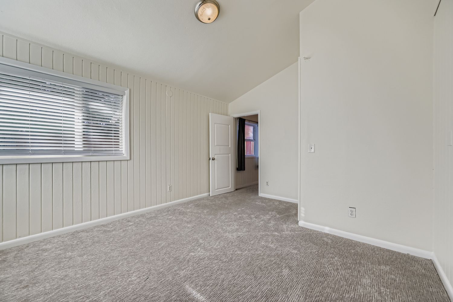 Building Photo - 3682 Chase Ct