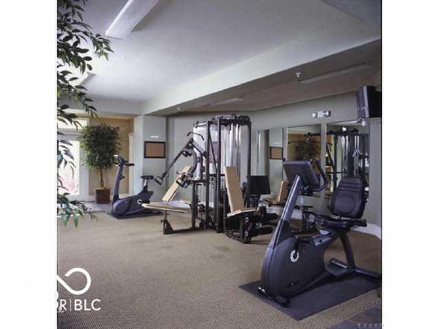 Building Photo - 12938 University Crescent