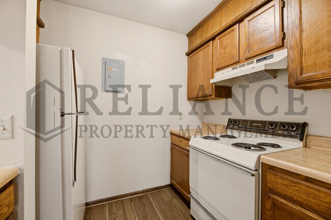 Building Photo - 7302 W Douglas Ave