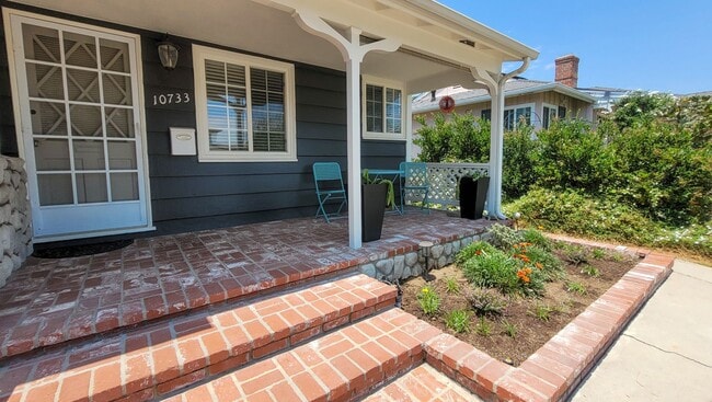 Building Photo - 4 Bed 2 Bath House in East Whittier Availa...