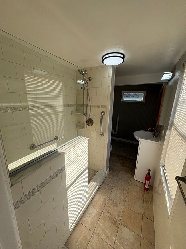 Building Photo - 3 Bed / 2 Bath Single-Family Home Near Downtown Eustis