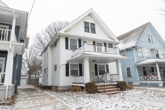 Building Photo - 1598 Alameda Ave