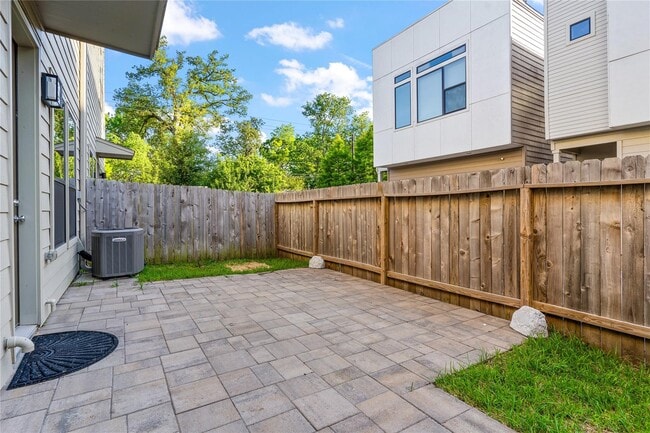 Building Photo - 4705 Thornton Grove