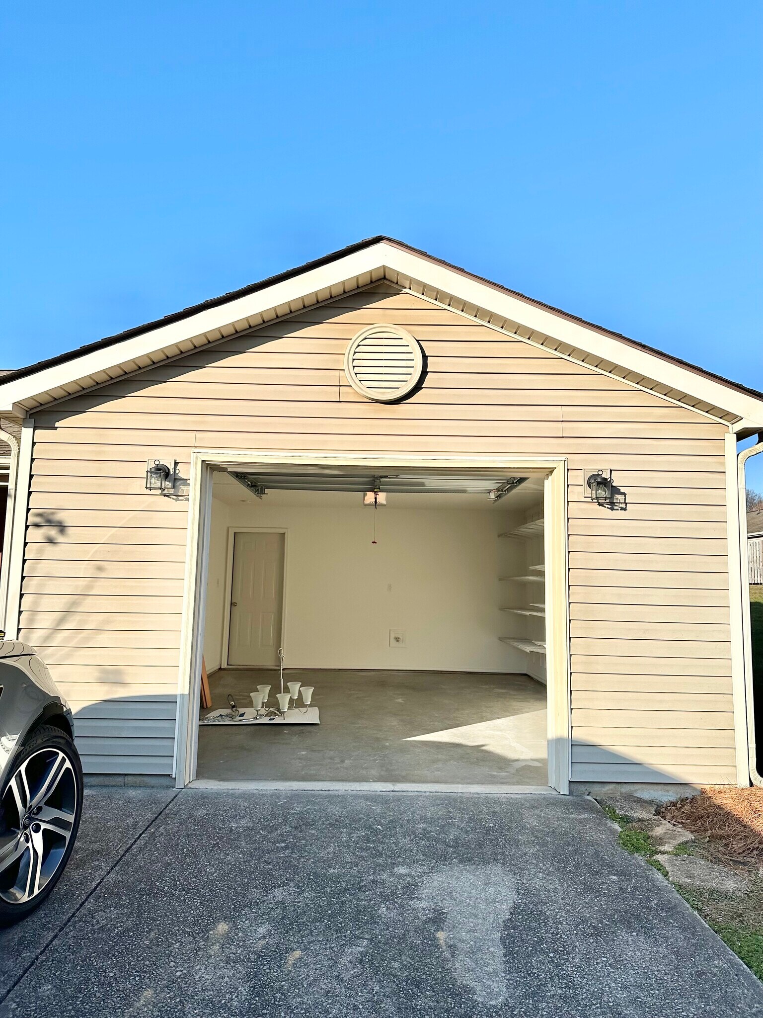 Building Photo - 8621 Flagstone Way