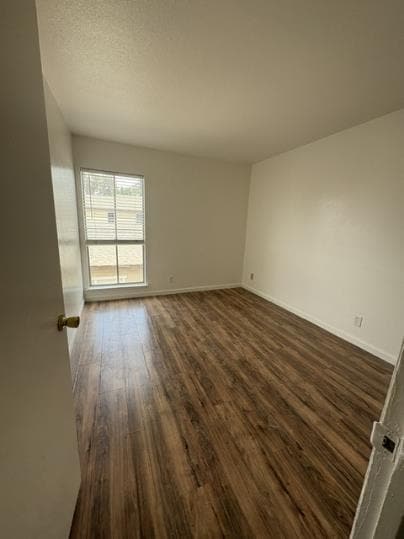 Building Photo - 310 S Argyle Ave
