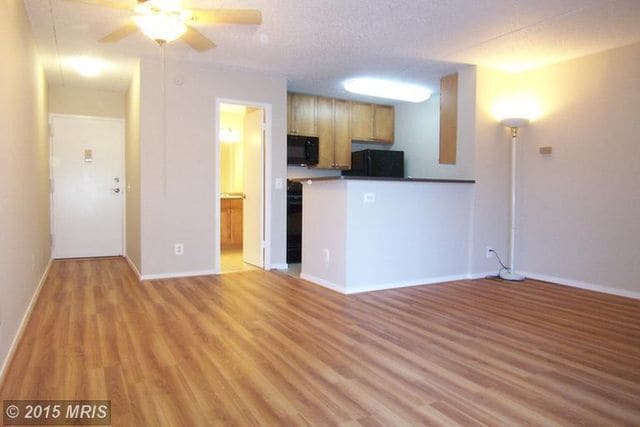 Building Photo - 75 S Reynolds St