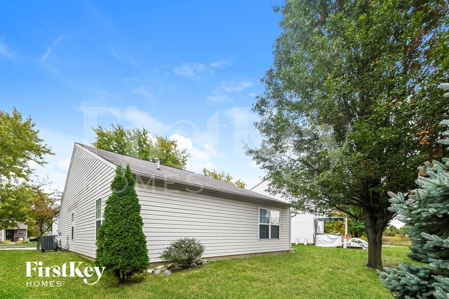 Building Photo - 6738 Wimbledon Dr