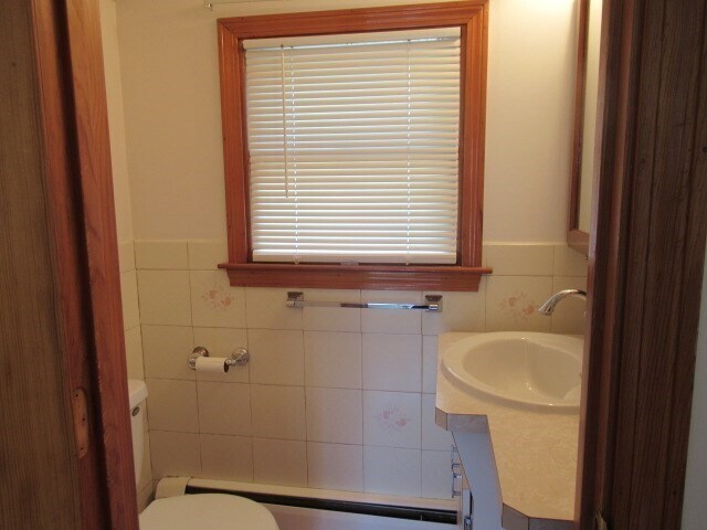 Building Photo - 43 Pleasant St