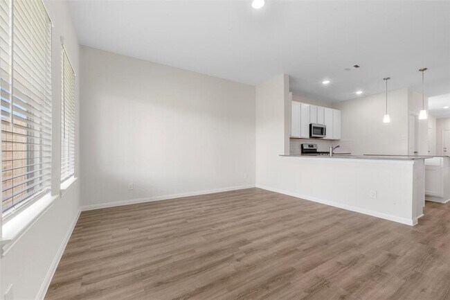 Building Photo - 10795 Sora Dr