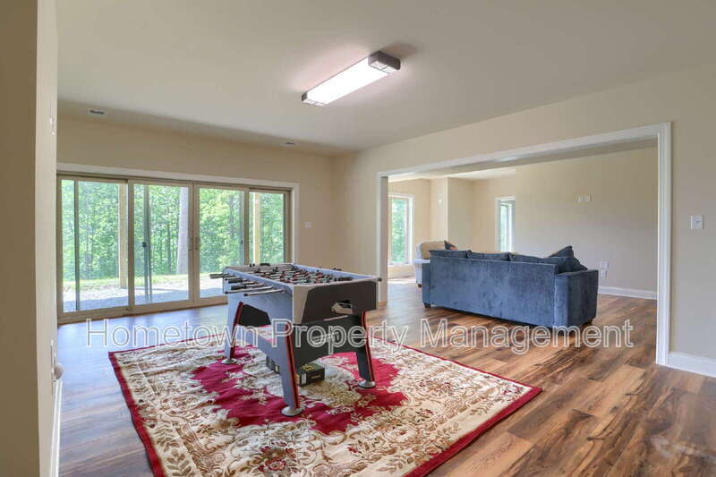 Building Photo - 11409 Weatherstone Dr