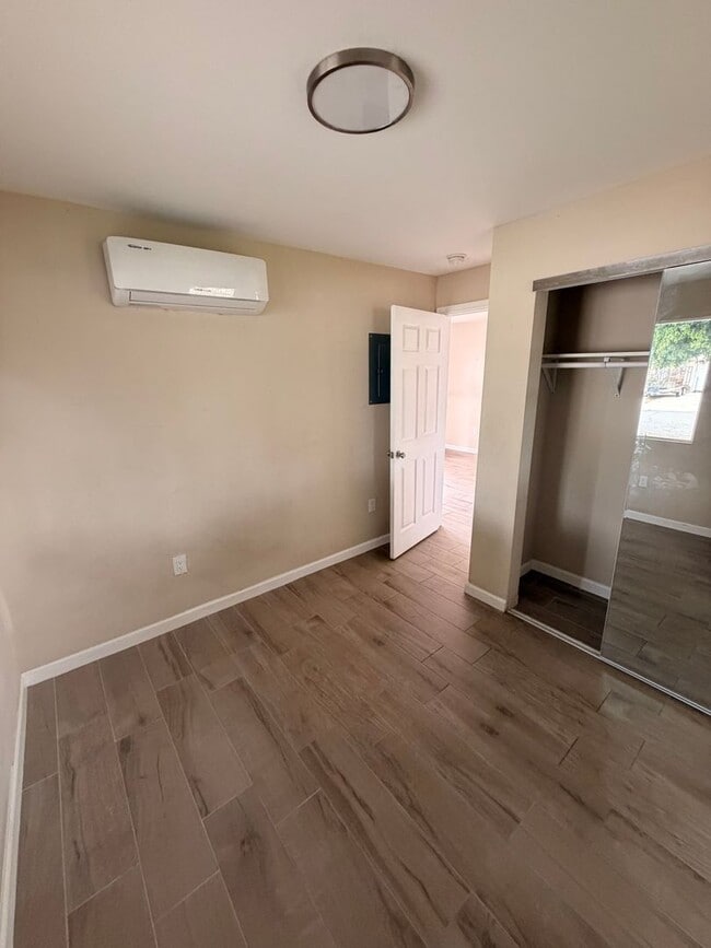 Building Photo - 8570 Via Norte Dr