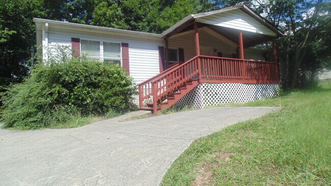 Primary Photo - 1430 Hammerhill Rd