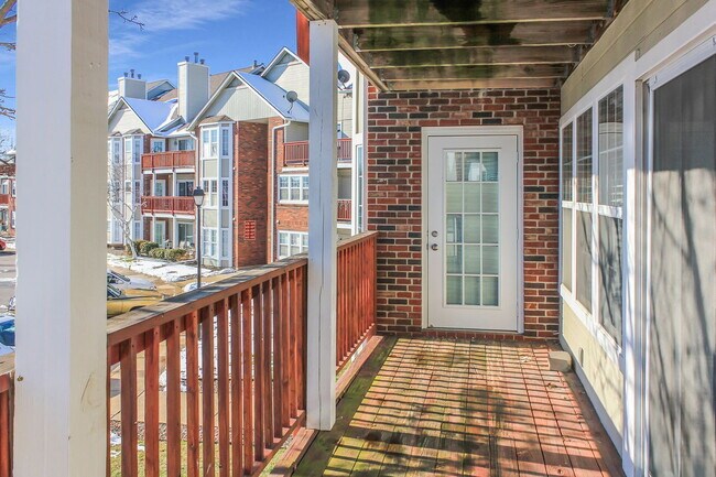 Building Photo - 324 Shirley Ridge Dr