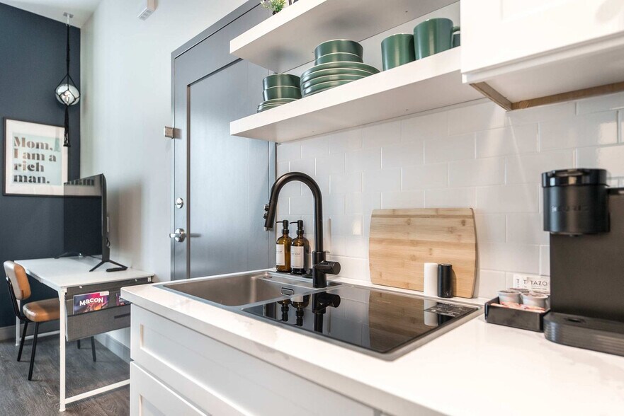 Building Photo - 520 Martin Luther King Jr Blvd