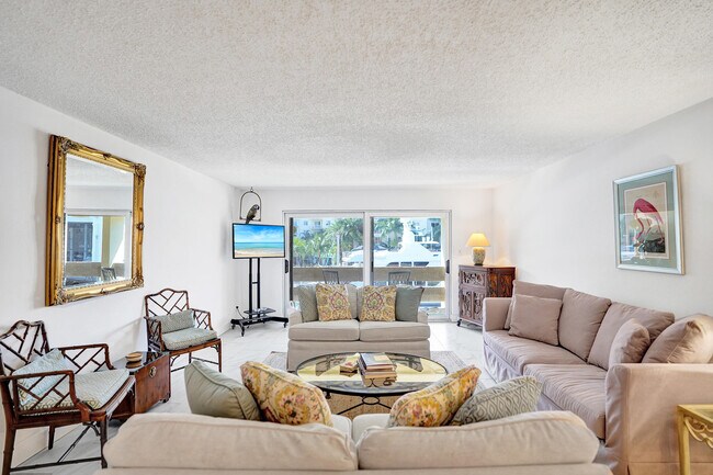 Building Photo - 1700 SE 15th St