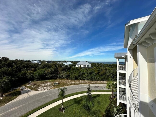 Building Photo - 303 79th St W