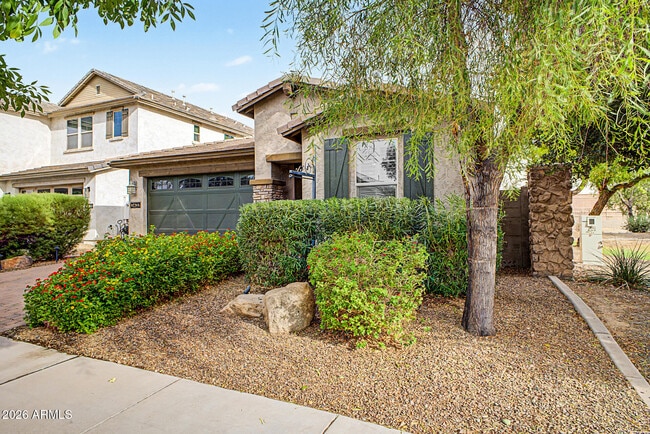 Building Photo - 3432 E Strawberry Dr