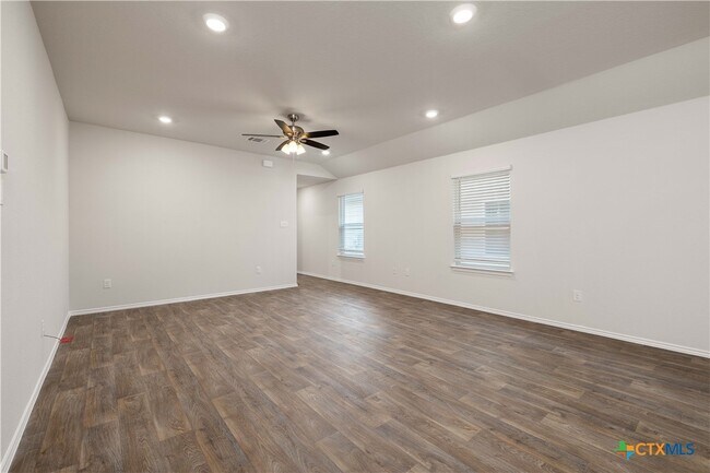Building Photo - 2881 Brogan Creek