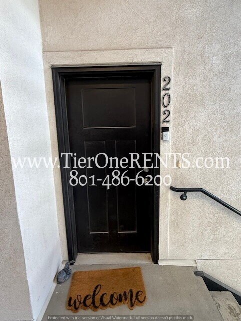 Building Photo - NO DEPOSIT option for qualified renters