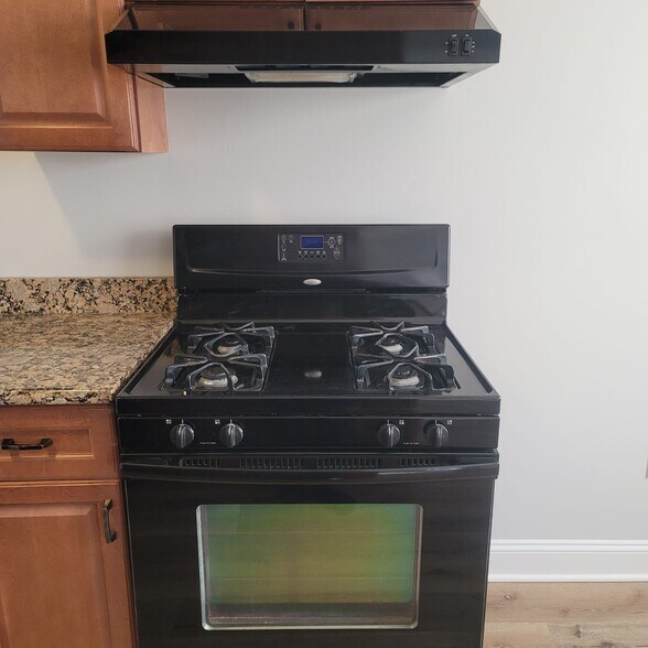 Building Photo - 1617 Raspberry Ct