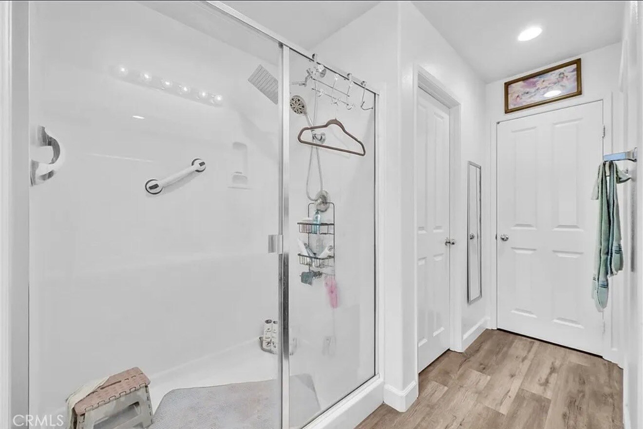 Building Photo - 29427 Linden Pl