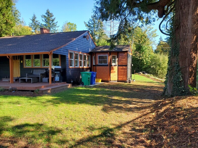 Building Photo - 3430 SW Scholls Ferry Rd