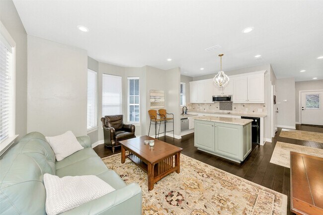 Building Photo - 185 Oyster Bay Ct