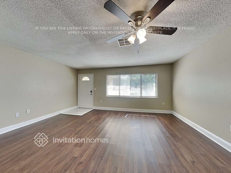Building Photo - 11206 Wheeling Dr