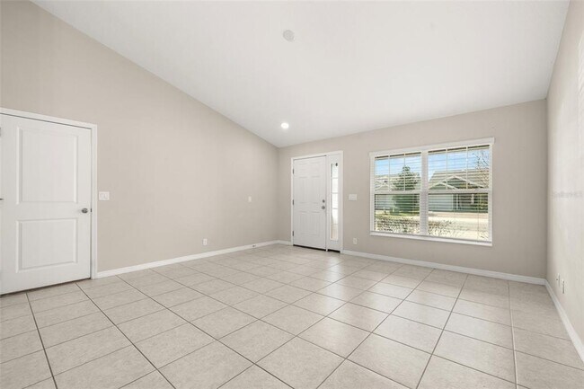 Building Photo - 284 Reese Ct