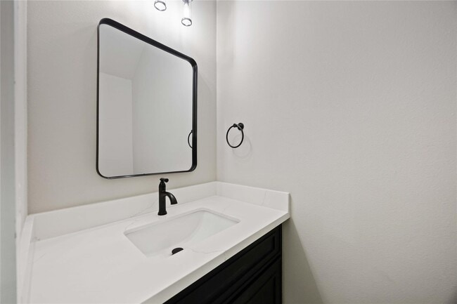 Building Photo - 2407 Dolly Wright St