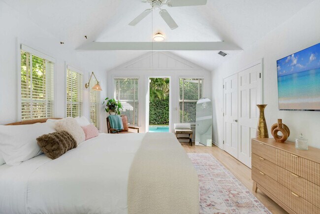 Building Photo - 4131 Lybyer Ave