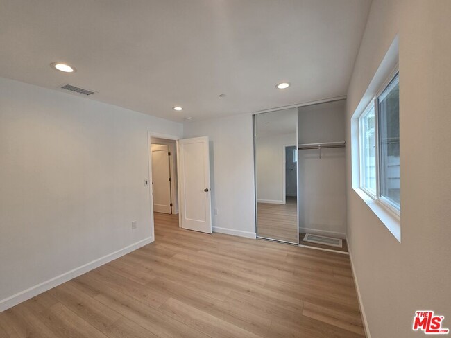 Building Photo - 14756 Lemay St
