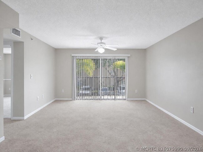 Building Photo - 500 Crestwood Ct N