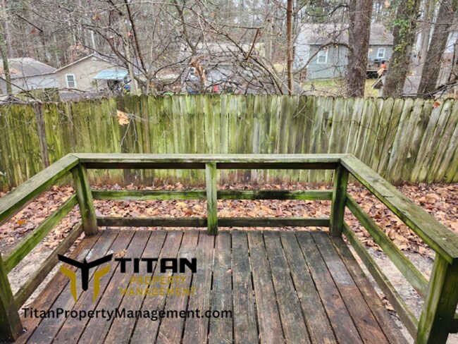 Building Photo - 2 bed/2 bath Apartment