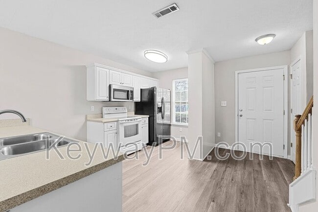 Building Photo - 1021 Micah Terrace